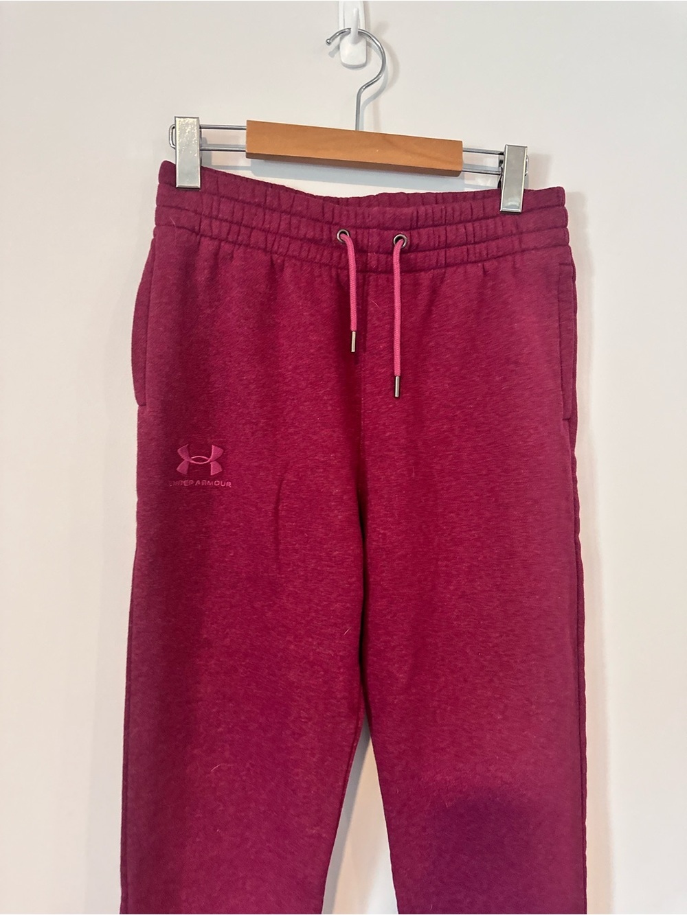 Under Armour Women's Burgundy Track Joggers Size Small Fleece Cotton Blend - Picture 4 of 11
